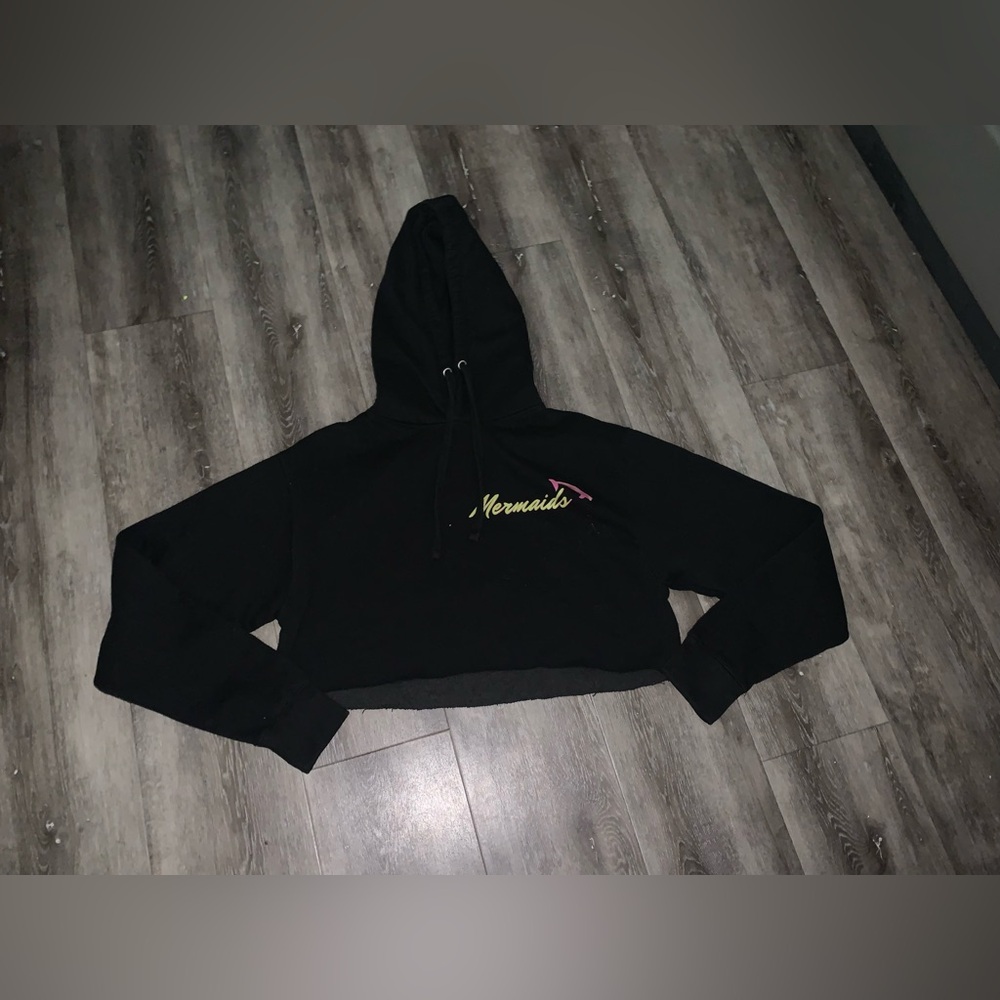 Mermairds crop sweater